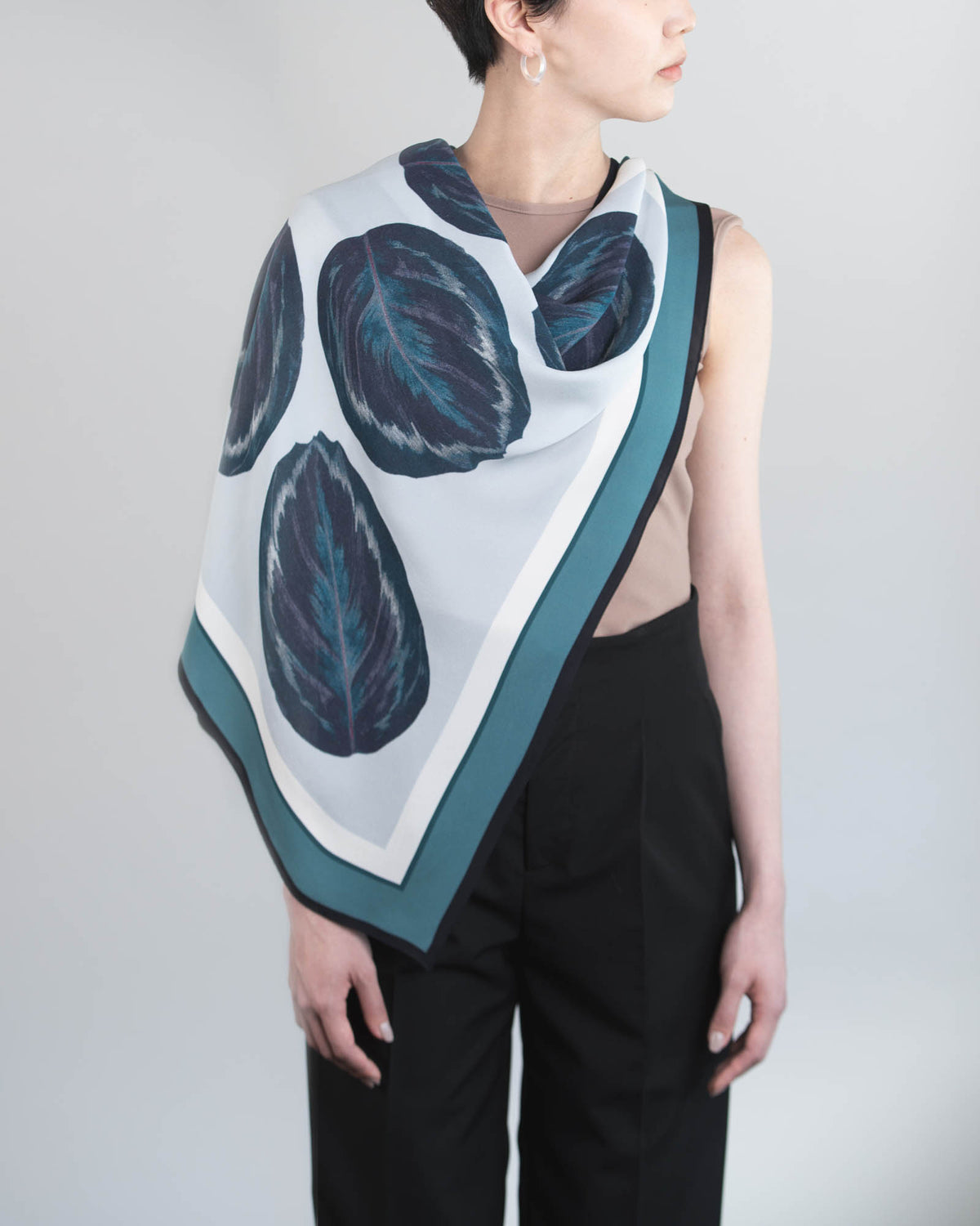 Seidenfoulard Praying Hands Edition-4
