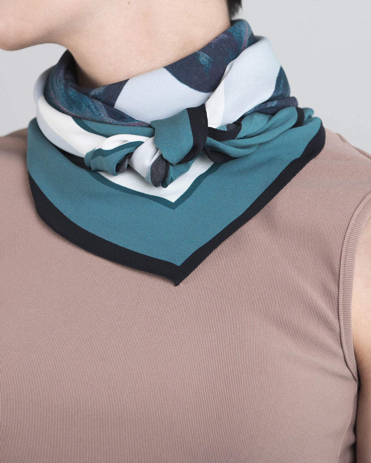 Seidenfoulard Praying Hands Edition-5