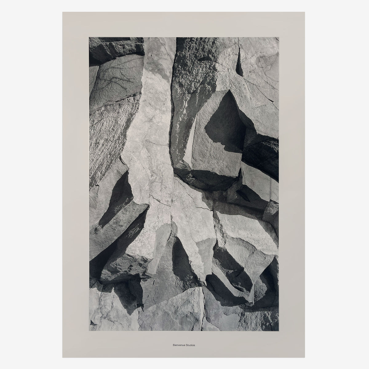 Grossformatiger Kunstdruck Into Mountains N° 1